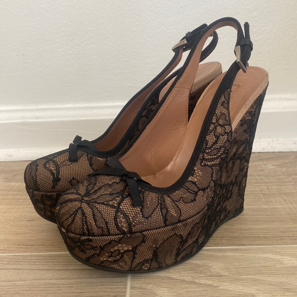 ALAIA - LACE WEDGES - SIZE 36